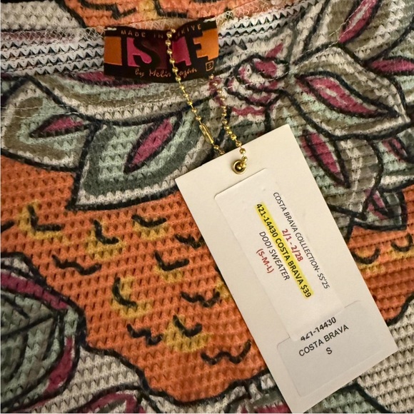 Colorful Floral Patterned Top - Picture 2 of 2